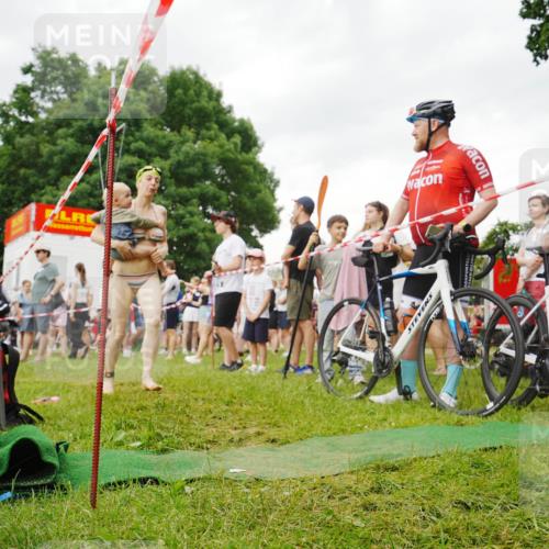 21.06.2026 - 29. Vierlanden-Triathlon LAZAROV Photography http://msf.ph/oto/9858263 21.06.2026 10:20:53 Schwimmen 612 meine-sportfotos.de