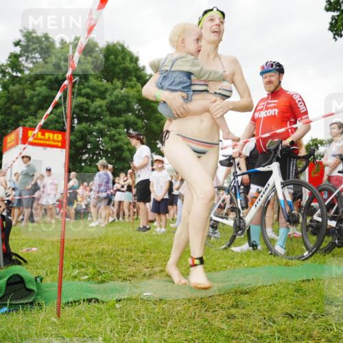 21.06.2026 - 29. Vierlanden-Triathlon LAZAROV Photography http://msf.ph/oto/9858271 21.06.2026 10:20:54 Schwimmen 612 meine-sportfotos.de