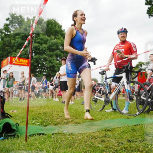 21.06.2026 - 29. Vierlanden-Triathlon LAZAROV Photography http://msf.ph/oto/9858276 21.06.2026 10:21:18 Schwimmen 576 meine-sportfotos.de