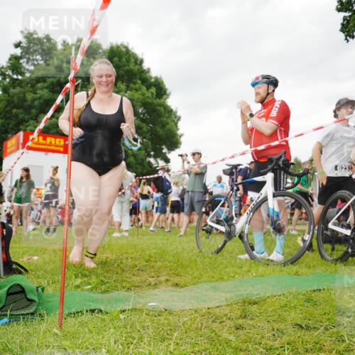 21.06.2026 - 29. Vierlanden-Triathlon LAZAROV Photography http://msf.ph/oto/9858283 21.06.2026 10:22:23 Schwimmen 623 meine-sportfotos.de