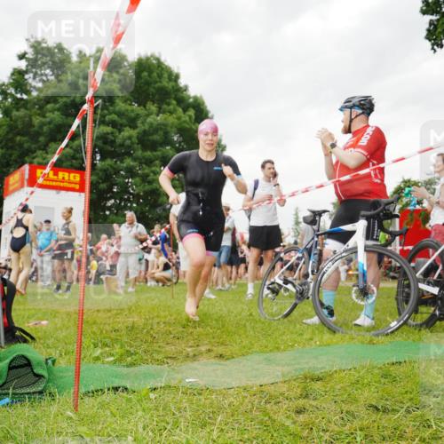 21.06.2026 - 29. Vierlanden-Triathlon LAZAROV Photography http://msf.ph/oto/9858300 21.06.2026 10:24:04 Schwimmen 560 meine-sportfotos.de