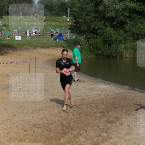 21.06.2026 - 29. Vierlanden-Triathlon Andreas Tolksdorf http://msf.ph/oto/9858391 21.06.2026 09:03:21 Schwimmen 241, 261 meine-sportfotos.de