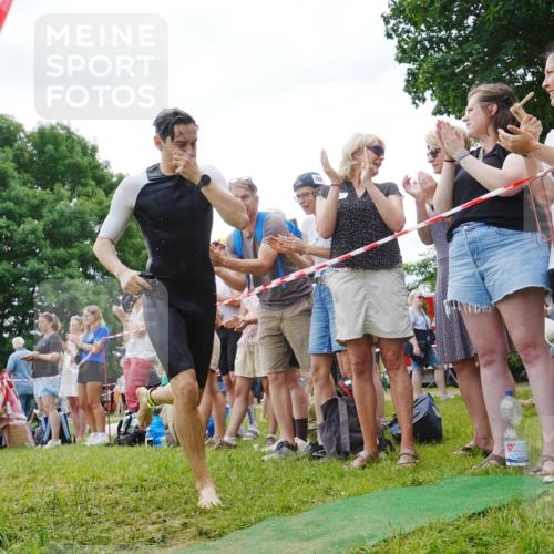 21.06.2026 - 29. Vierlanden-Triathlon LAZAROV Photography http://msf.ph/oto/9858416 21.06.2026 10:57:18 Schwimmen 701, 726, 740 meine-sportfotos.de