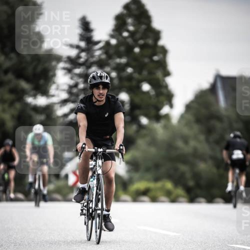 21.06.2026 - 29. Vierlanden-Triathlon H.Heesch http://msf.ph/oto/9858471 21.06.2026 10:30:45 Radfahren 174, 192, 294, 314, 366, 512, 534, 559, 586 meine-sportfotos.de