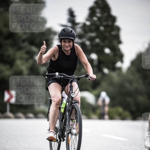 21.06.2026 - 29. Vierlanden-Triathlon H.Heesch http://msf.ph/oto/9858541 21.06.2026 10:30:50 Radfahren 142, 174, 294, 314, 366, 534, 559, 580, 586 meine-sportfotos.de