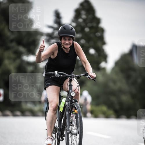 21.06.2026 - 29. Vierlanden-Triathlon H.Heesch http://msf.ph/oto/9858547 21.06.2026 10:30:50 Radfahren 142, 174, 294, 314, 366, 534, 559, 580, 586 meine-sportfotos.de