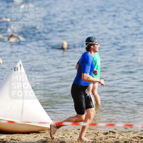 21.06.2026 - 29. Vierlanden-Triathlon LAZAROV Photography http://msf.ph/oto/9858554 21.06.2026 08:13:22 Schwimmen  meine-sportfotos.de