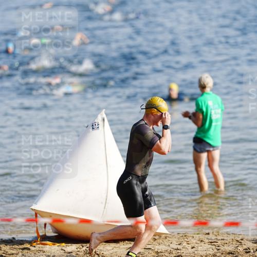 21.06.2026 - 29. Vierlanden-Triathlon LAZAROV Photography http://msf.ph/oto/9858556 21.06.2026 08:13:25 Schwimmen  meine-sportfotos.de