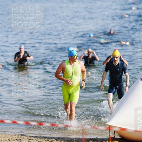 21.06.2026 - 29. Vierlanden-Triathlon LAZAROV Photography http://msf.ph/oto/9858568 21.06.2026 08:13:36 Schwimmen  meine-sportfotos.de