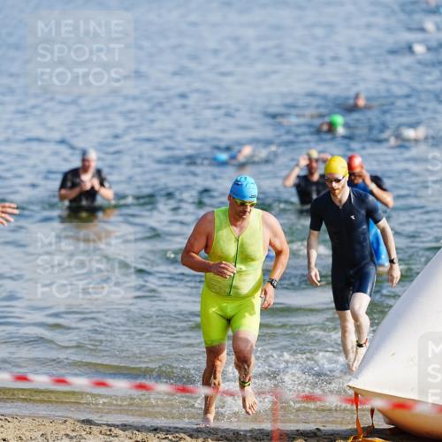 21.06.2026 - 29. Vierlanden-Triathlon LAZAROV Photography http://msf.ph/oto/9858572 21.06.2026 08:13:36 Schwimmen  meine-sportfotos.de