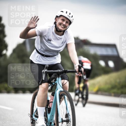 21.06.2026 - 29. Vierlanden-Triathlon H.Heesch http://msf.ph/oto/9858604 21.06.2026 10:30:57 Radfahren 142, 175, 360, 505, 523, 580, 623 meine-sportfotos.de