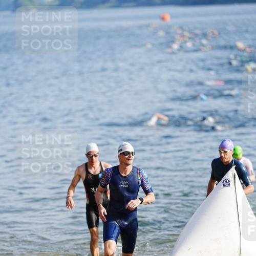 21.06.2026 - 29. Vierlanden-Triathlon LAZAROV Photography http://msf.ph/oto/9858624 21.06.2026 08:14:08 Schwimmen  meine-sportfotos.de