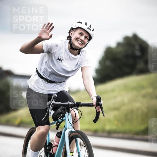 21.06.2026 - 29. Vierlanden-Triathlon H.Heesch http://msf.ph/oto/9858626 21.06.2026 10:30:57 Radfahren 142, 175, 360, 505, 523, 580, 623 meine-sportfotos.de