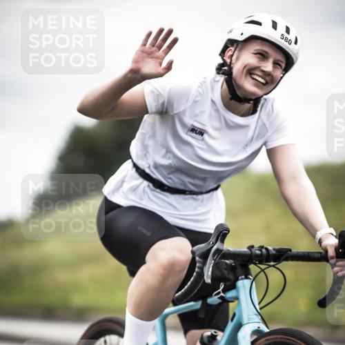 21.06.2026 - 29. Vierlanden-Triathlon H.Heesch http://msf.ph/oto/9858639 21.06.2026 10:30:58 Radfahren 175, 360, 505, 523, 580, 623 meine-sportfotos.de
