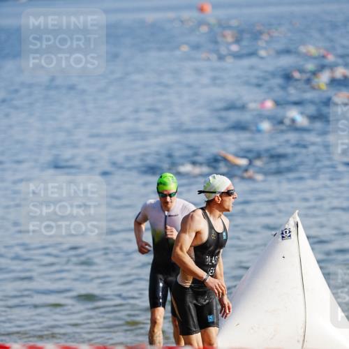 21.06.2026 - 29. Vierlanden-Triathlon LAZAROV Photography http://msf.ph/oto/9858645 21.06.2026 08:14:12 Schwimmen  meine-sportfotos.de
