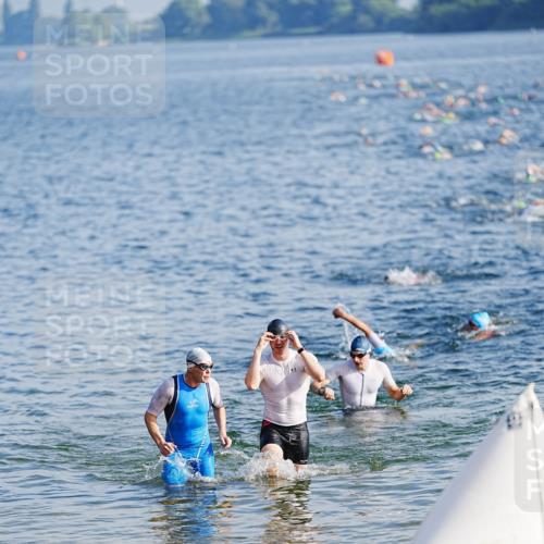 21.06.2026 - 29. Vierlanden-Triathlon LAZAROV Photography http://msf.ph/oto/9858668 21.06.2026 08:14:26 Schwimmen  meine-sportfotos.de