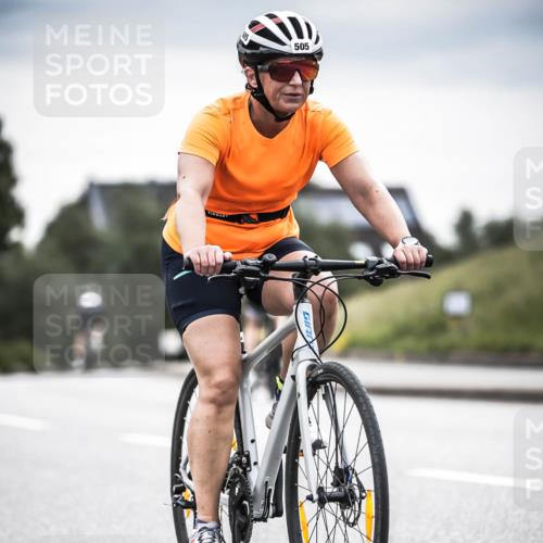 21.06.2026 - 29. Vierlanden-Triathlon H.Heesch http://msf.ph/oto/9858717 21.06.2026 10:31:02 Radfahren 175, 360, 505, 523, 623 meine-sportfotos.de