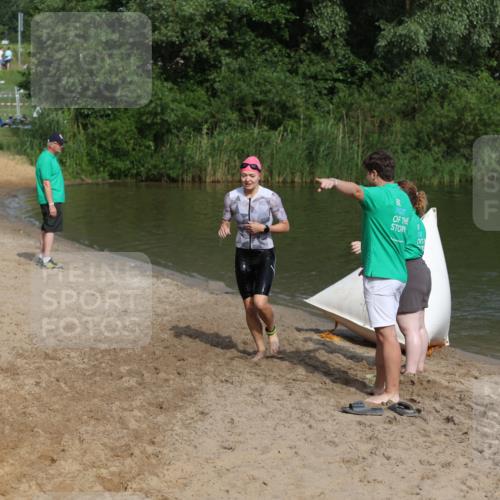 21.06.2026 - 29. Vierlanden-Triathlon Andreas Tolksdorf http://msf.ph/oto/9858780 21.06.2026 09:04:12 Schwimmen 244 meine-sportfotos.de