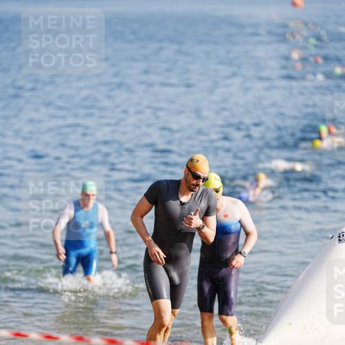 21.06.2026 - 29. Vierlanden-Triathlon LAZAROV Photography http://msf.ph/oto/9858803 21.06.2026 08:15:42 Schwimmen  meine-sportfotos.de