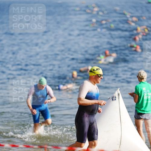 21.06.2026 - 29. Vierlanden-Triathlon LAZAROV Photography http://msf.ph/oto/9858811 21.06.2026 08:15:44 Schwimmen  meine-sportfotos.de