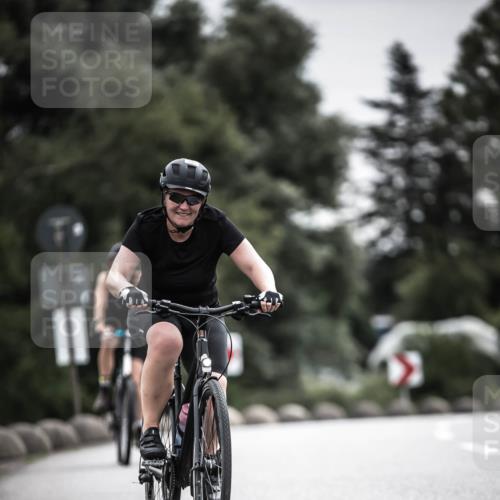 21.06.2026 - 29. Vierlanden-Triathlon H.Heesch http://msf.ph/oto/9858834 21.06.2026 10:31:17 Radfahren 229, 265, 280, 498, 612 meine-sportfotos.de
