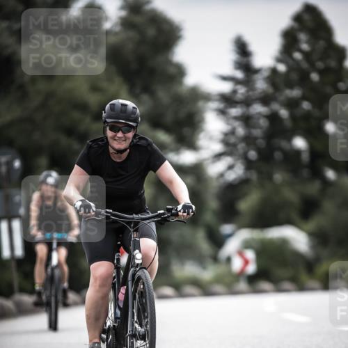 21.06.2026 - 29. Vierlanden-Triathlon H.Heesch http://msf.ph/oto/9858842 21.06.2026 10:31:17 Radfahren 229, 265, 280, 498, 612 meine-sportfotos.de