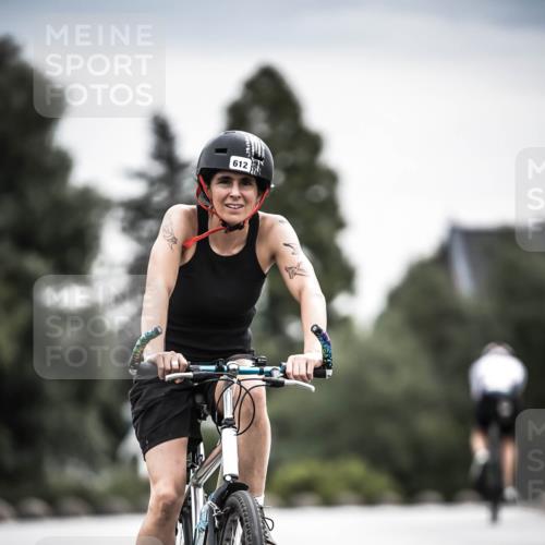 21.06.2026 - 29. Vierlanden-Triathlon H.Heesch http://msf.ph/oto/9858886 21.06.2026 10:31:20 Radfahren 265, 498, 612 meine-sportfotos.de