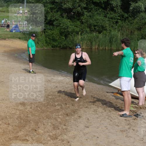 21.06.2026 - 29. Vierlanden-Triathlon Andreas Tolksdorf http://msf.ph/oto/9858889 21.06.2026 09:04:38 Schwimmen 290 meine-sportfotos.de