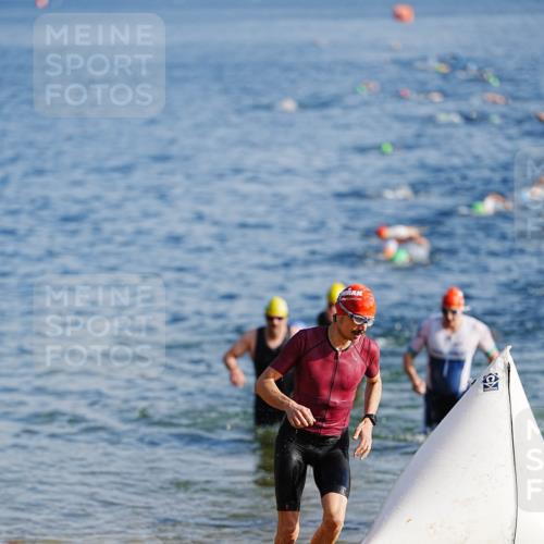 21.06.2026 - 29. Vierlanden-Triathlon LAZAROV Photography http://msf.ph/oto/9858907 21.06.2026 08:16:33 Schwimmen  meine-sportfotos.de