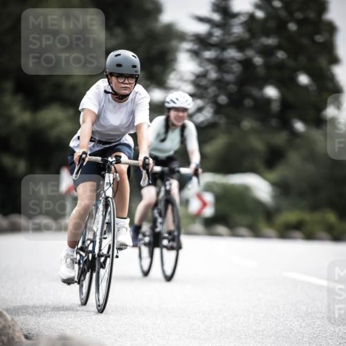 21.06.2026 - 29. Vierlanden-Triathlon H.Heesch http://msf.ph/oto/9858935 21.06.2026 10:31:33 Radfahren 145, 221, 301, 337, 489, 510 meine-sportfotos.de