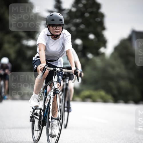 21.06.2026 - 29. Vierlanden-Triathlon H.Heesch http://msf.ph/oto/9858969 21.06.2026 10:31:33 Radfahren 145, 221, 301, 337, 489, 510 meine-sportfotos.de