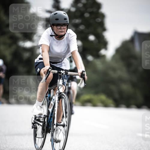 21.06.2026 - 29. Vierlanden-Triathlon H.Heesch http://msf.ph/oto/9858971 21.06.2026 10:31:33 Radfahren 145, 221, 301, 337, 489, 510 meine-sportfotos.de