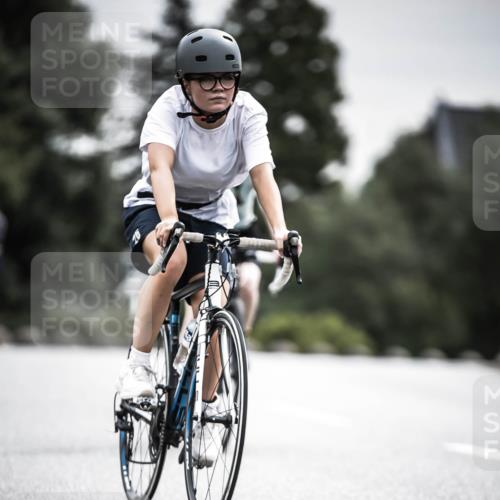 21.06.2026 - 29. Vierlanden-Triathlon H.Heesch http://msf.ph/oto/9858974 21.06.2026 10:31:33 Radfahren 145, 221, 301, 337, 489, 510 meine-sportfotos.de
