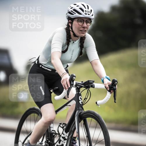 21.06.2026 - 29. Vierlanden-Triathlon H.Heesch http://msf.ph/oto/9858989 21.06.2026 10:31:34 Radfahren 145, 301, 337, 489, 510 meine-sportfotos.de