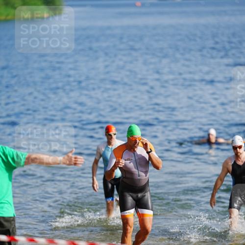21.06.2026 - 29. Vierlanden-Triathlon LAZAROV Photography http://msf.ph/oto/9858996 21.06.2026 08:16:56 Schwimmen  meine-sportfotos.de