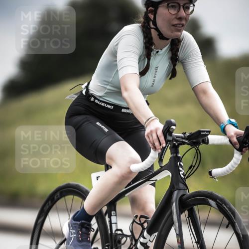 21.06.2026 - 29. Vierlanden-Triathlon H.Heesch http://msf.ph/oto/9858999 21.06.2026 10:31:35 Radfahren 123, 145, 301, 337, 489, 510 meine-sportfotos.de