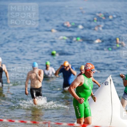 21.06.2026 - 29. Vierlanden-Triathlon LAZAROV Photography http://msf.ph/oto/9859040 21.06.2026 08:17:05 Schwimmen  meine-sportfotos.de