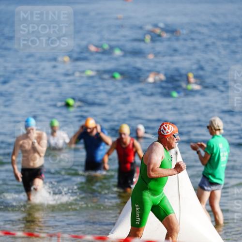21.06.2026 - 29. Vierlanden-Triathlon LAZAROV Photography http://msf.ph/oto/9859044 21.06.2026 08:17:05 Schwimmen  meine-sportfotos.de