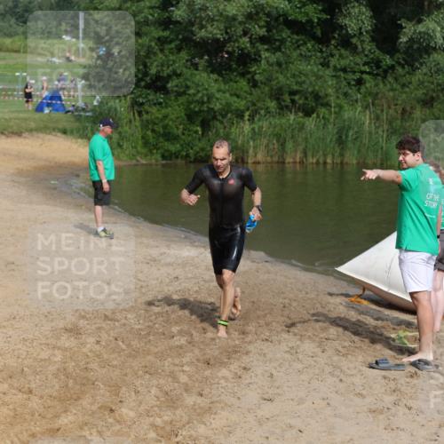 21.06.2026 - 29. Vierlanden-Triathlon Andreas Tolksdorf http://msf.ph/oto/9859049 21.06.2026 09:05:16 Schwimmen 192 meine-sportfotos.de