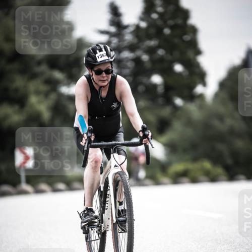 21.06.2026 - 29. Vierlanden-Triathlon H.Heesch http://msf.ph/oto/9859083 21.06.2026 10:31:44 Radfahren 123, 202, 226, 301, 308, 389, 1357 meine-sportfotos.de