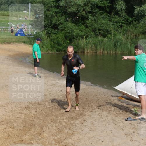 21.06.2026 - 29. Vierlanden-Triathlon Andreas Tolksdorf http://msf.ph/oto/9859085 21.06.2026 09:05:16 Schwimmen 192 meine-sportfotos.de