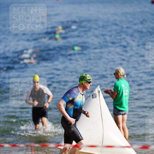 21.06.2026 - 29. Vierlanden-Triathlon LAZAROV Photography http://msf.ph/oto/9859122 21.06.2026 08:17:36 Schwimmen  meine-sportfotos.de
