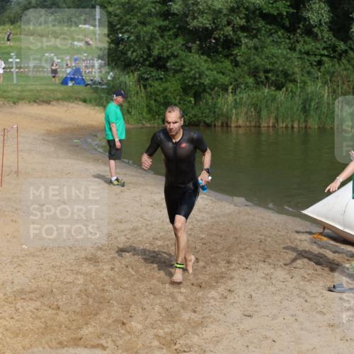 21.06.2026 - 29. Vierlanden-Triathlon Andreas Tolksdorf http://msf.ph/oto/9859123 21.06.2026 09:05:17 Schwimmen 192 meine-sportfotos.de
