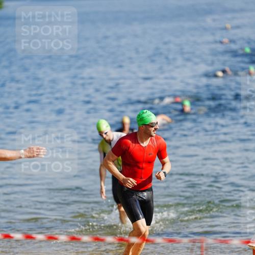 21.06.2026 - 29. Vierlanden-Triathlon LAZAROV Photography http://msf.ph/oto/9859150 21.06.2026 08:17:46 Schwimmen  meine-sportfotos.de