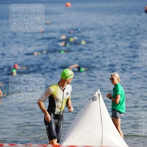 21.06.2026 - 29. Vierlanden-Triathlon LAZAROV Photography http://msf.ph/oto/9859177 21.06.2026 08:17:49 Schwimmen  meine-sportfotos.de