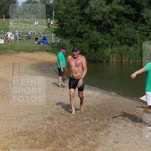 21.06.2026 - 29. Vierlanden-Triathlon Andreas Tolksdorf http://msf.ph/oto/9859198 21.06.2026 09:05:25 Schwimmen 287 meine-sportfotos.de