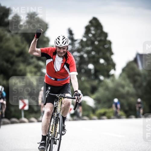 21.06.2026 - 29. Vierlanden-Triathlon H.Heesch http://msf.ph/oto/9859207 21.06.2026 10:31:55 Radfahren 52, 62, 137, 213, 332, 441 meine-sportfotos.de