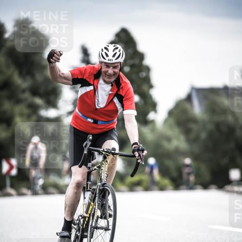 21.06.2026 - 29. Vierlanden-Triathlon H.Heesch http://msf.ph/oto/9859216 21.06.2026 10:31:55 Radfahren 52, 62, 137, 213, 332, 441 meine-sportfotos.de
