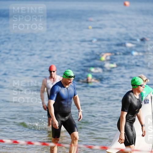 21.06.2026 - 29. Vierlanden-Triathlon LAZAROV Photography http://msf.ph/oto/9859248 21.06.2026 08:18:15 Schwimmen  meine-sportfotos.de