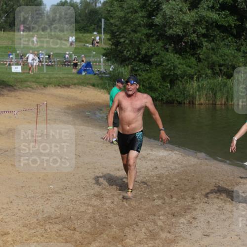21.06.2026 - 29. Vierlanden-Triathlon Andreas Tolksdorf http://msf.ph/oto/9859250 21.06.2026 09:05:25 Schwimmen 287 meine-sportfotos.de